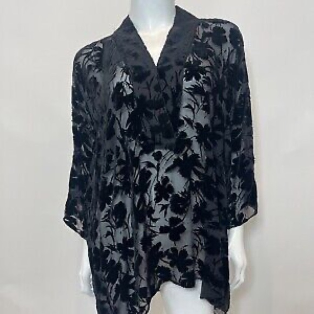 Nili Lotan Black Floral Blouse barely worn size S